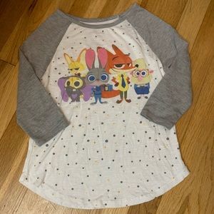 Girls Zootopia size medium top